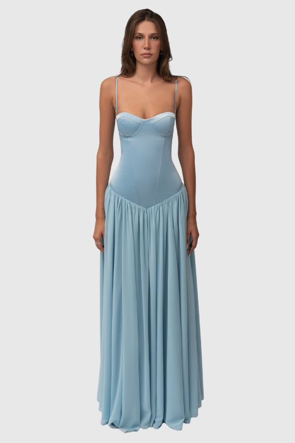 Elegantes, fließendes Maxikleid