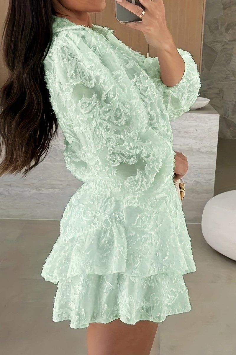 Airy Lantern Sleeve Ensemble in Lightweight Fabric for Effortless Spring Style 3