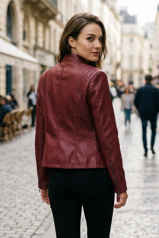 Jacke mit asymmetrischem Verschluss