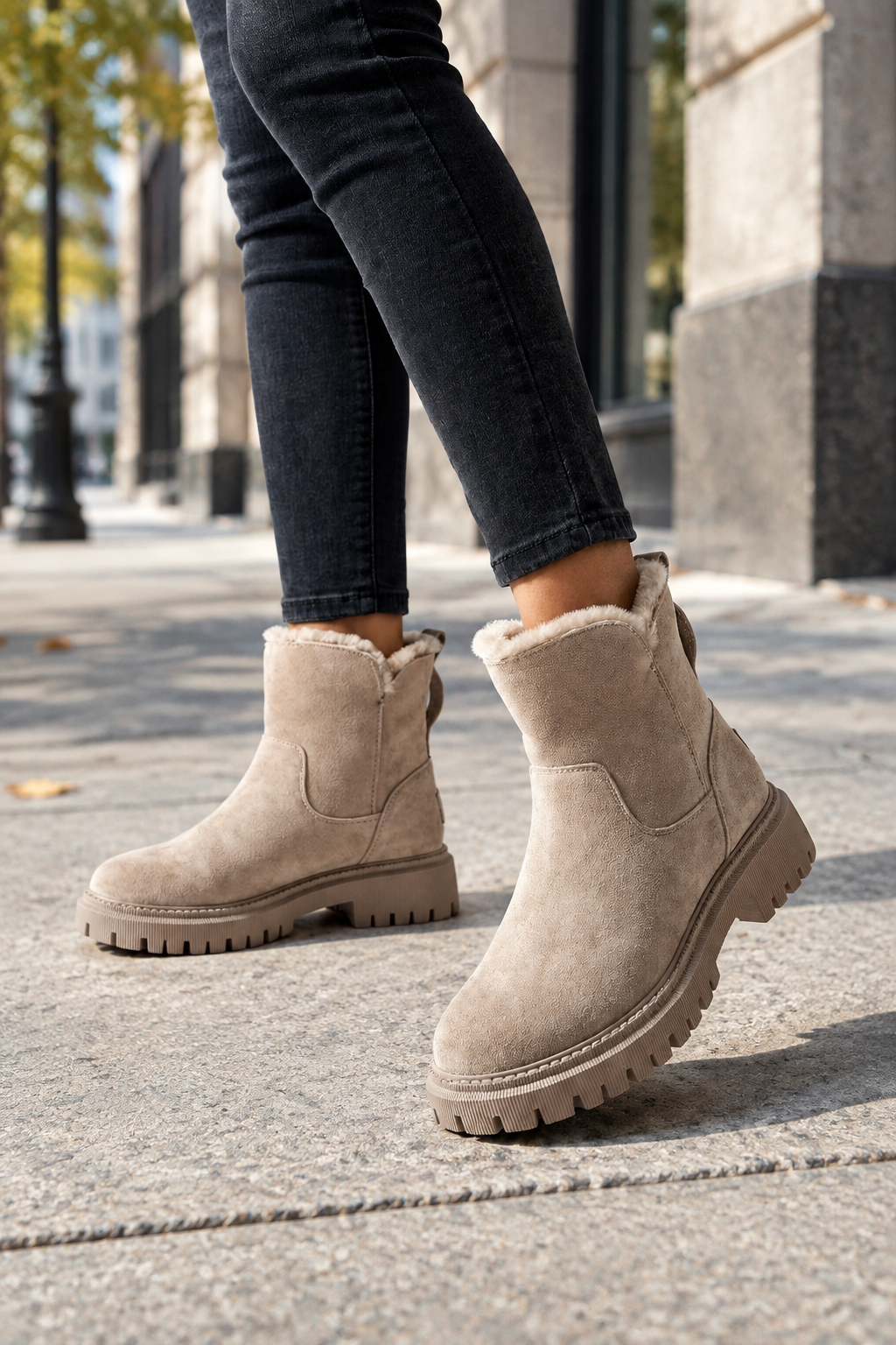 ITERPUB::cold-luuza-15397847957547::01-hero_a_footwear