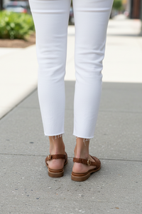 ITERPUB::cold-luuza-8093846372395::02-hero_back_footwear