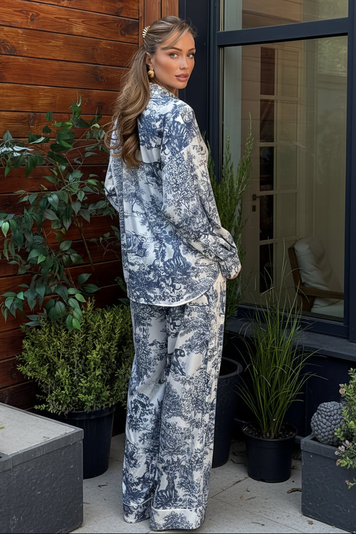 Chic Shirt and Pants Set with Sophisticated Print Design