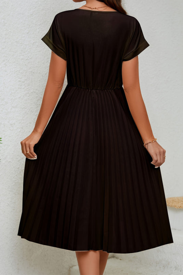 Graceful Pleated Midi Dresses Elegant