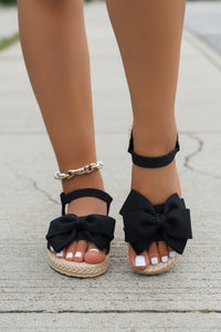 Elegant Butterfly Detail Sandals with Feminine Appeal
