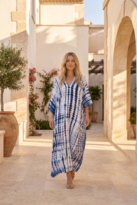 Elegant Flowing Summer Maxi Dress