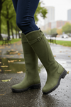 Knee-High Boots with Stable Sole and Modern Fit