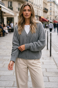 Strickjacke mit Knopfleiste und V-Ausschnitt