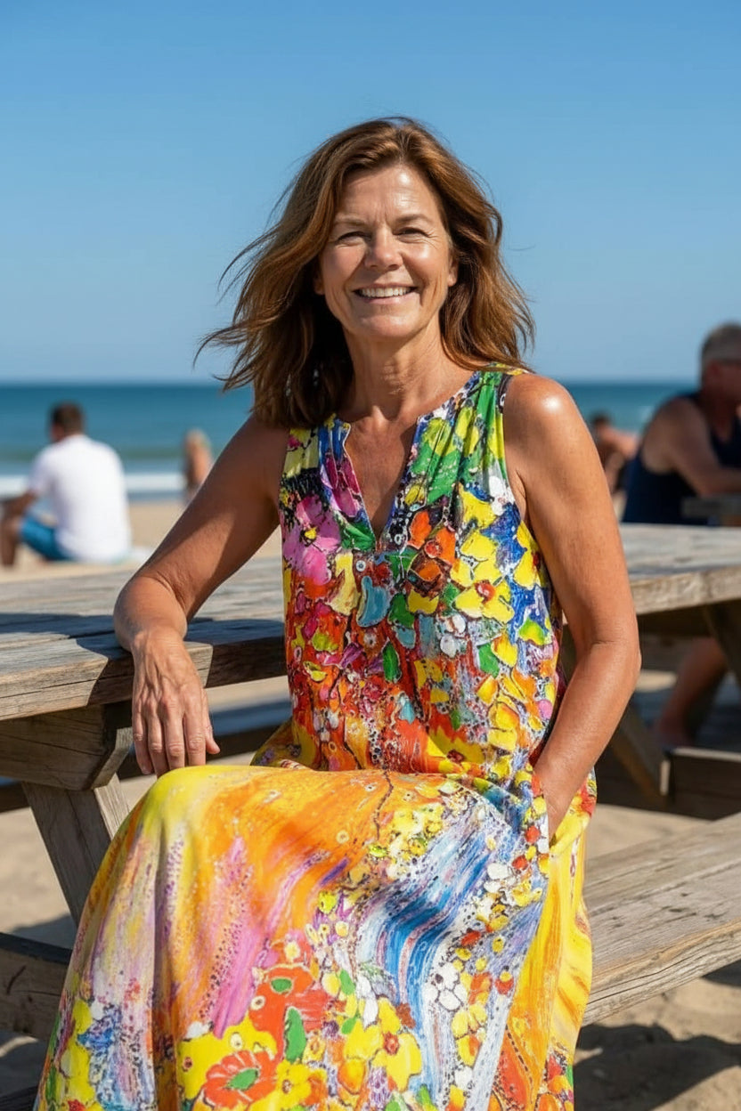 Maxikleid mit Multicolor-Print und offenem Schnitt