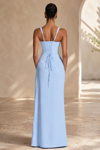 Anmutiges fließendes Maxikleid für den Abend