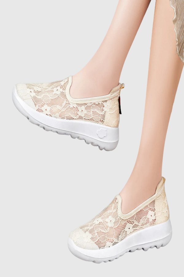 Lightweight Breathable Walking Shoes