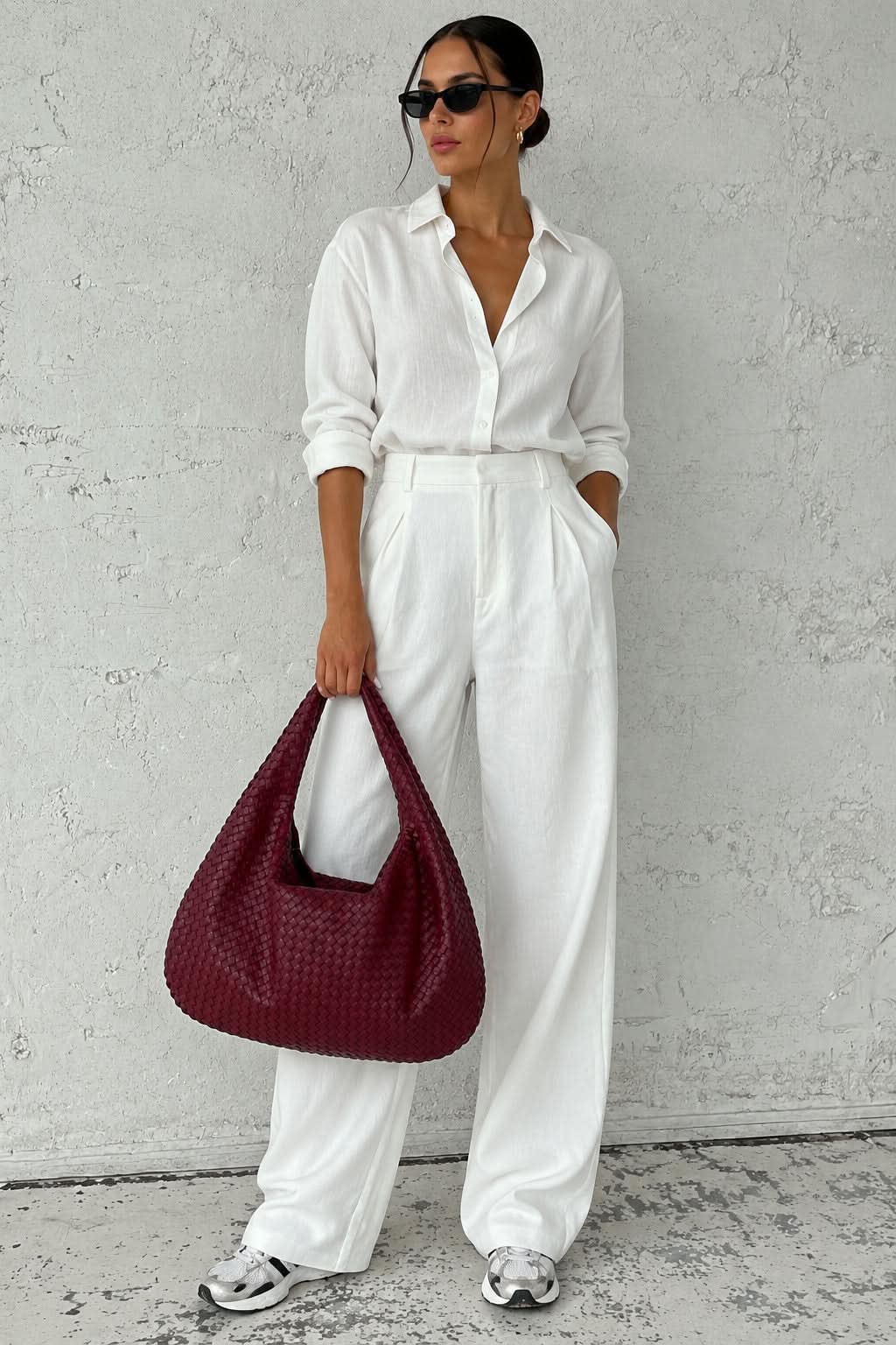 Trendy Woven Tote Bag for Modern Casual Looks