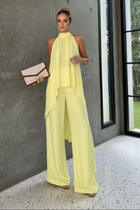 Refined Two-Piece Outfit with Modern Minimalist Appeal