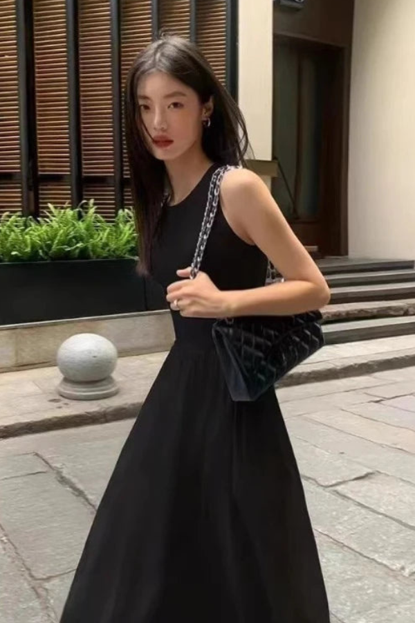 Vintage Pleated Halter Neck Midi Dresses
