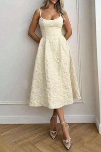 Chic Halter Neck Keyhole Maxi Dresses
