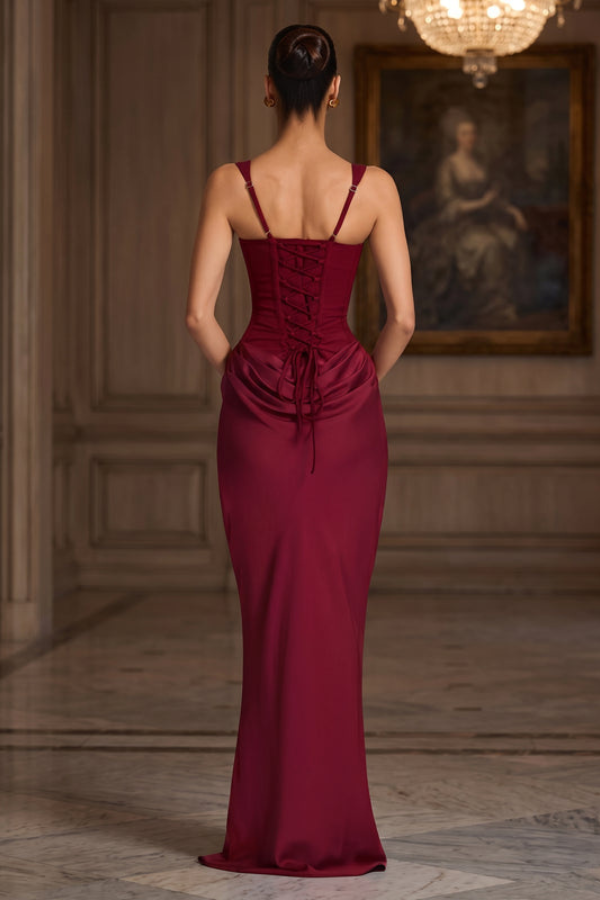 Elegantes Trägerlanges Anlasskleid