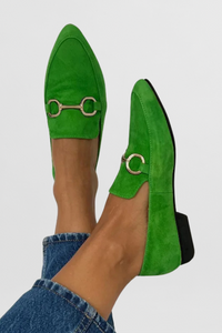 Elegant Pointed Toe Buckle Loafers