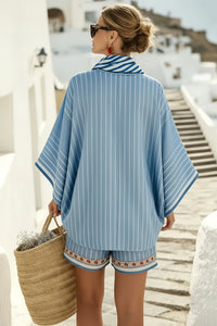 Chic Printed Ensemble with Relaxed Holiday Appeal