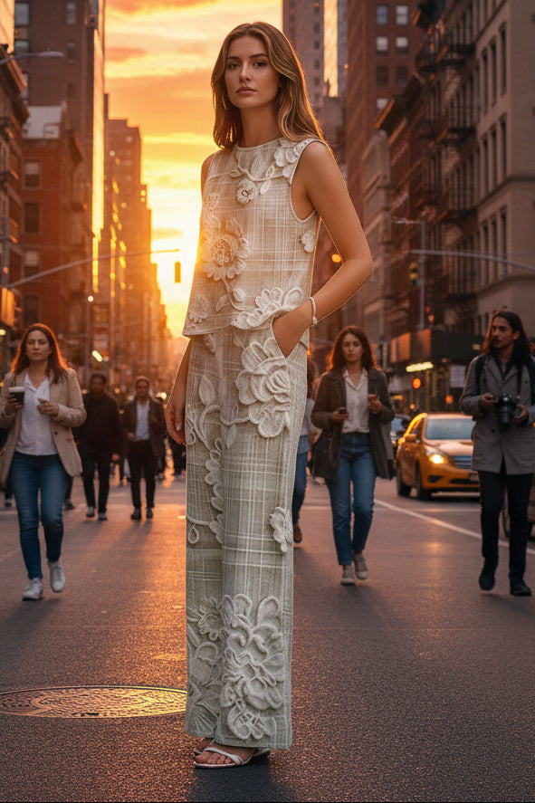Chic Floral Two-Piece Set with Effortless Casual Appeal
