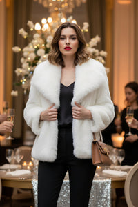 Chic Faux Fur Coat for Effortless Warmth and Stylish Comfort 1