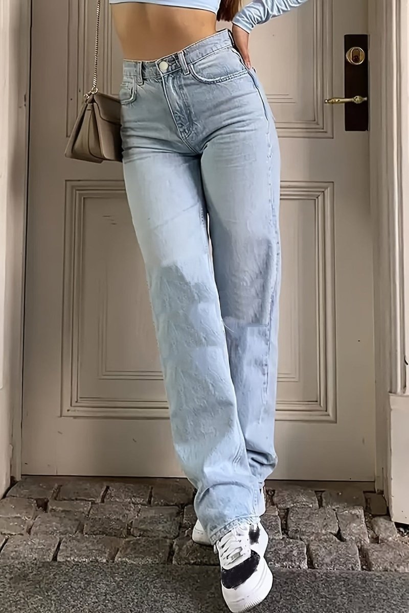 Classic Straight-Leg Jeans in Durable Stretch Denim for Everyday Comfort 3