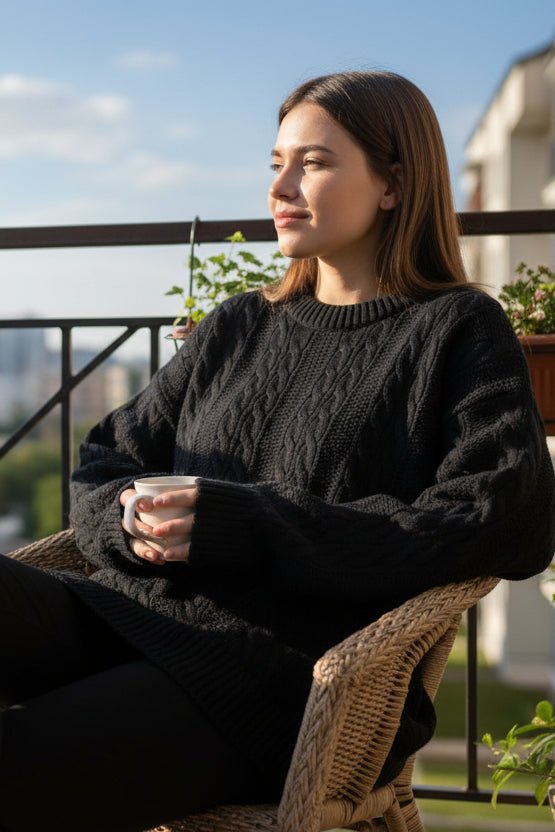 Cozy Cable-Knit Sweater for Effortless Winter Style and Warmth 2