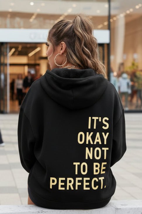Cozy Long-Sleeve Hoodie for Effortless Everyday Style 3