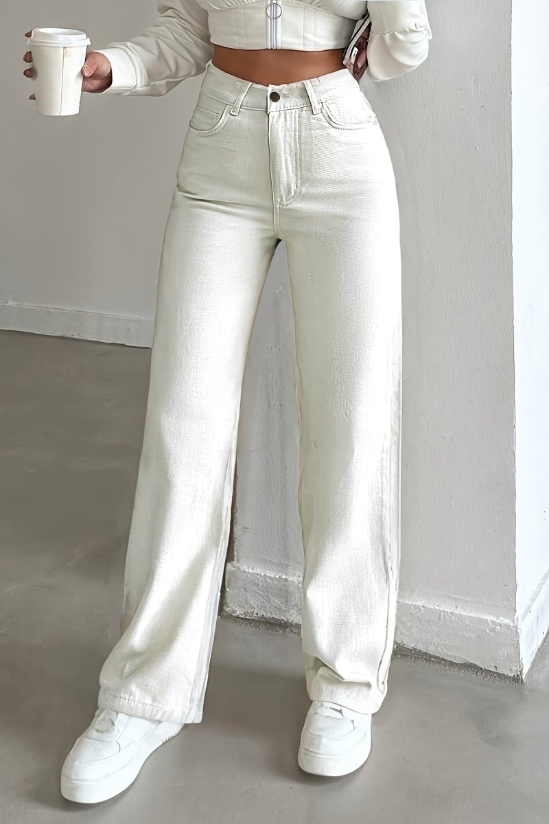 Crisp White Stretch Straight-Leg Jeans for Effortless Style 4