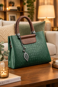 Comfortable Carry Structured Bag