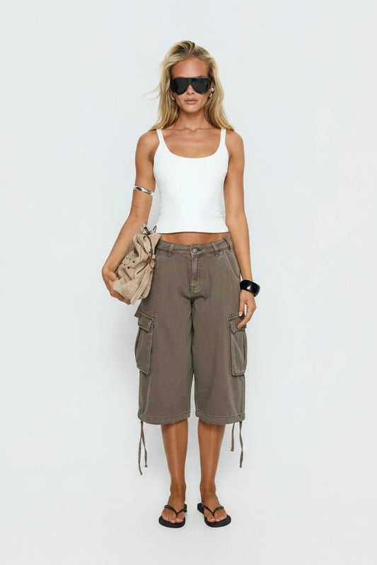 Relaxed Cargo Capris in Mocha