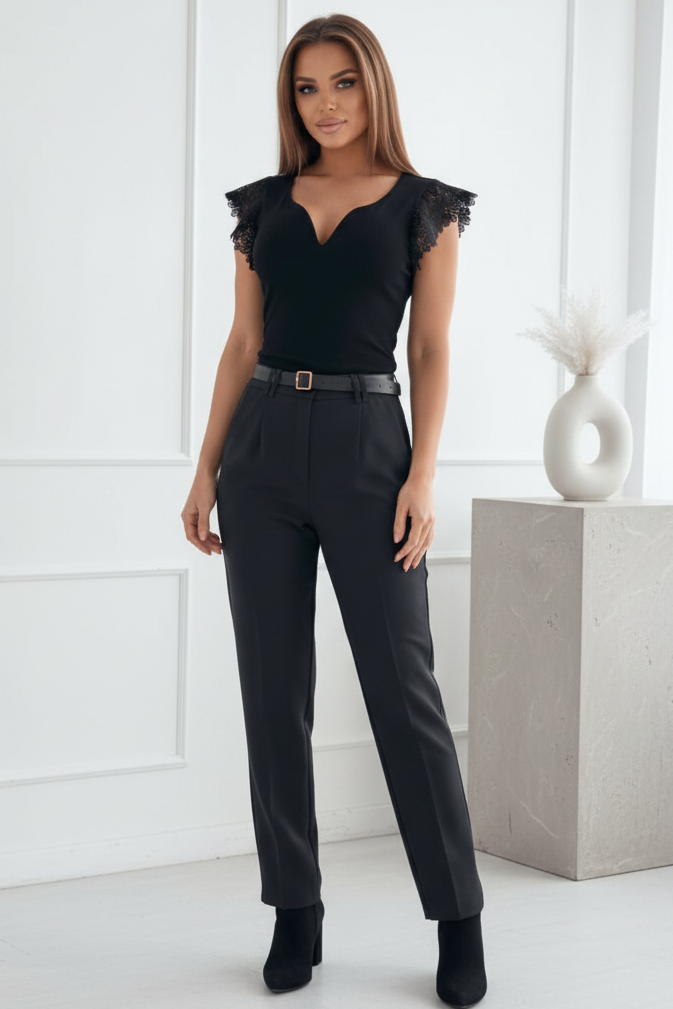 Elegant Lace Top with Heart Neckline for Versatile Styling 3