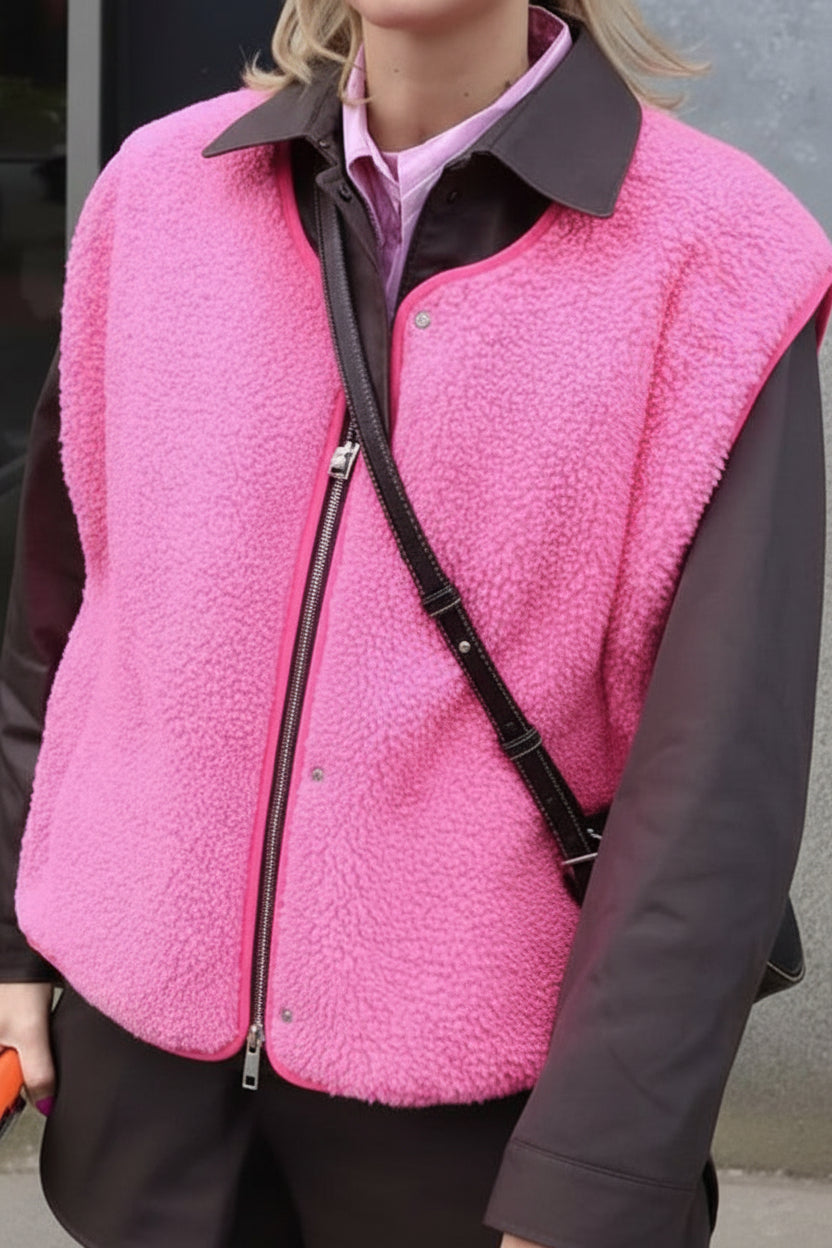 Elegant Lightweight Vest for All-Season Comfort and Style 5