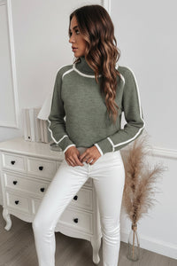 Elegant Lined Sweatshirt for Chic Comfort and Versatile Styling 3