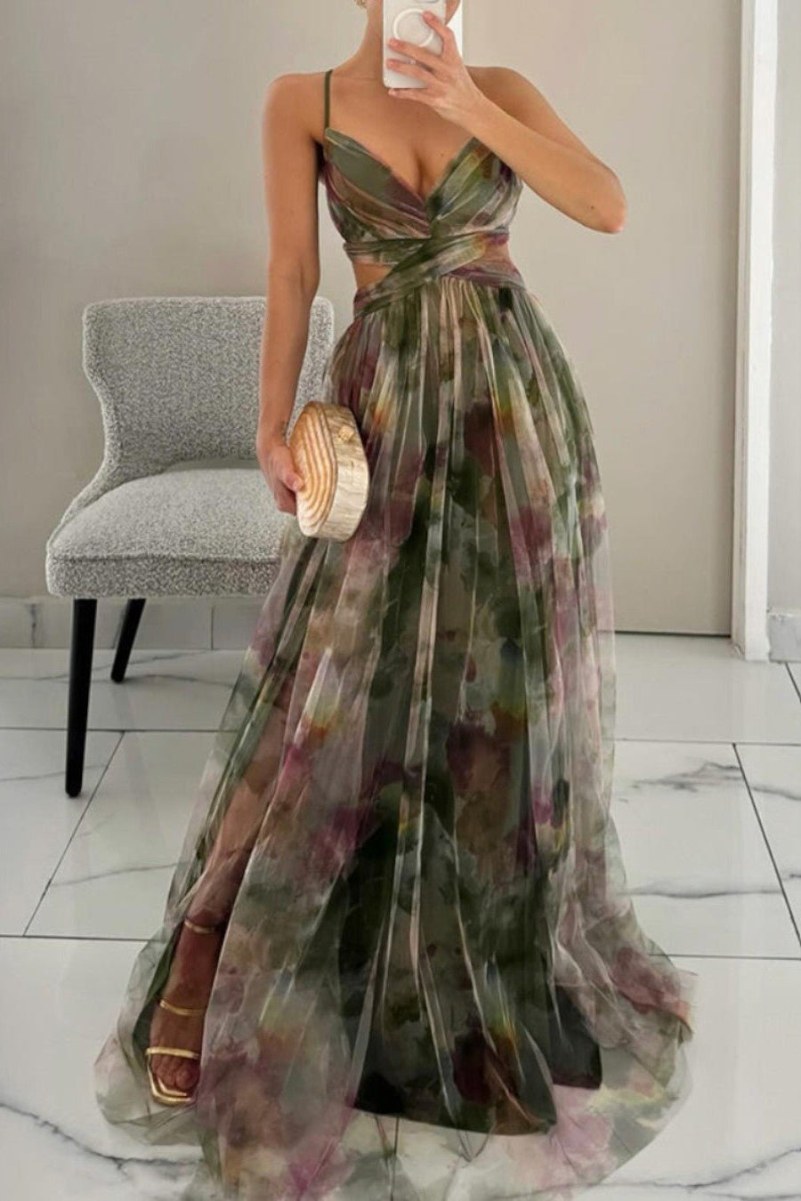 Elegant Long Strappy Maxi Dress - Lightweight, Flattering Fit for Summer 3