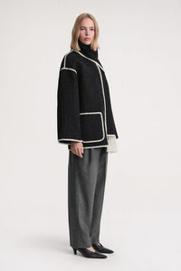 Elegant Scarf Jacket for Cozy Warmth and Timeless Style 5