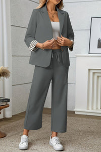 Elegant Tailored Pantsuit Set for Professional Sophistication and Style 8