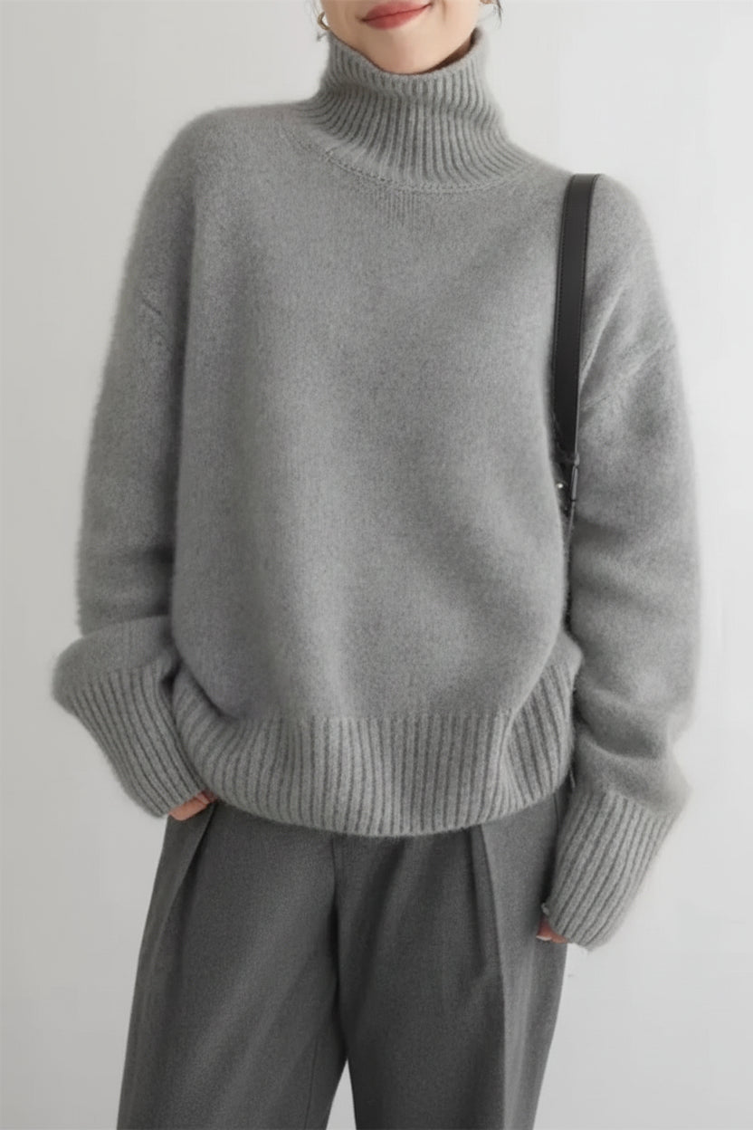 Elegant Turtleneck Sweater for Modern Comfort and Versatile Layering 1