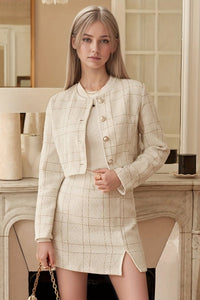 Elegant Two-Piece Skirt Set for Winter Comfort and Style 2