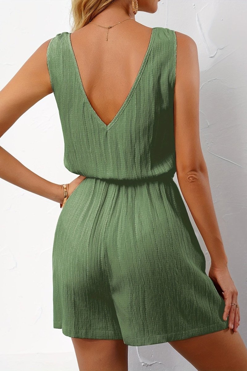 Elegant V-Neck Jumpsuit in Lightweight Linen for Effortless Summer Style 3