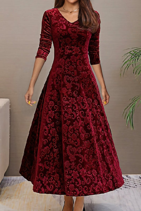 Elegant Velvet Swing Maxi Dress for Timeless Sophistication 0