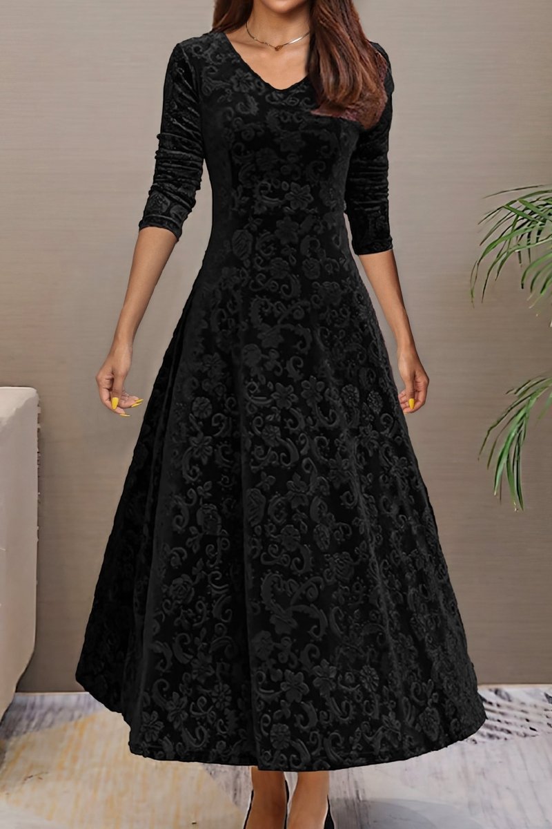 Elegant Velvet Swing Maxi Dress for Timeless Sophistication 1