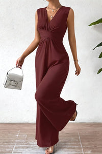 Essential Sleeveless Jumpsuit for Urban Professionals with Cinched Waist and Pockets 4