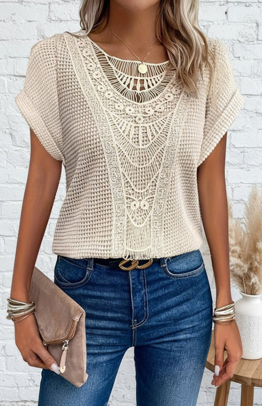 Flowy Classic Crew Neck T-Shirt for Timeless Style and Comfort 0