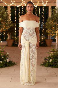 Elegant Off-Shoulder Maxi Dress