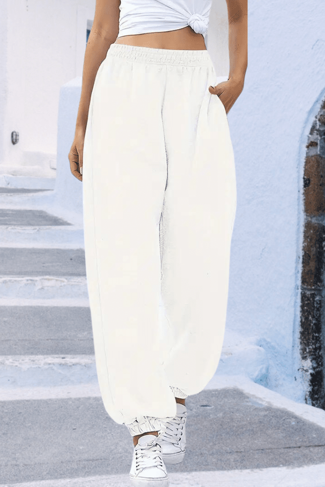 High-Rise Joggers for Effortless Comfort and Style in Soft, Flexible Fabric 10