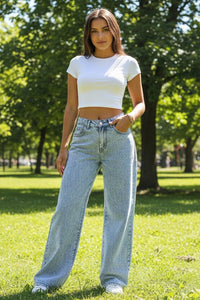 High-Waist Wide-Leg Jeans for Effortless Elegance 2