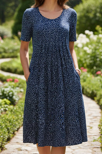 Knee-Length Dress with Flattering Fit and Hidden Pockets 7