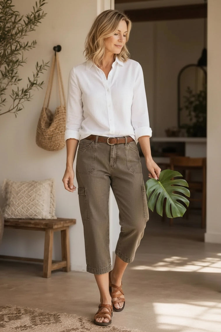Relaxed Cargo Capris in Mocha