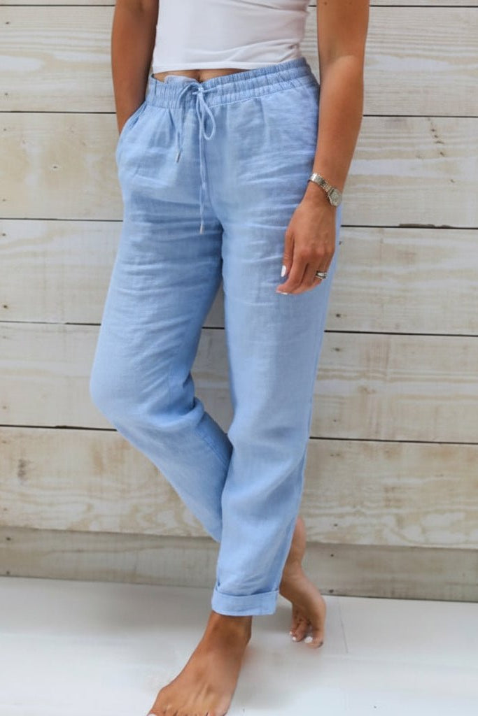 Lightweight Stretch Trousers for Effortless Everyday Style 1