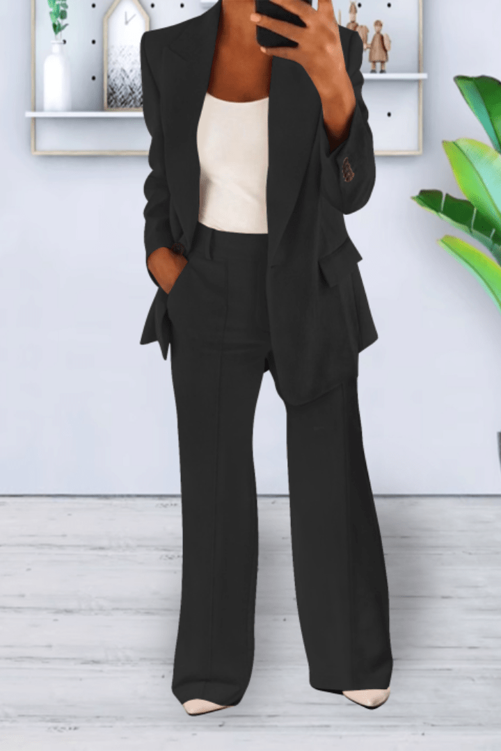 Loose-Fit Two Piece Set with Soft Fabric and Pocket Detail for Everyday Comfort 7