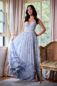 Modern Maxi Dress with Classic Fashion Appeal